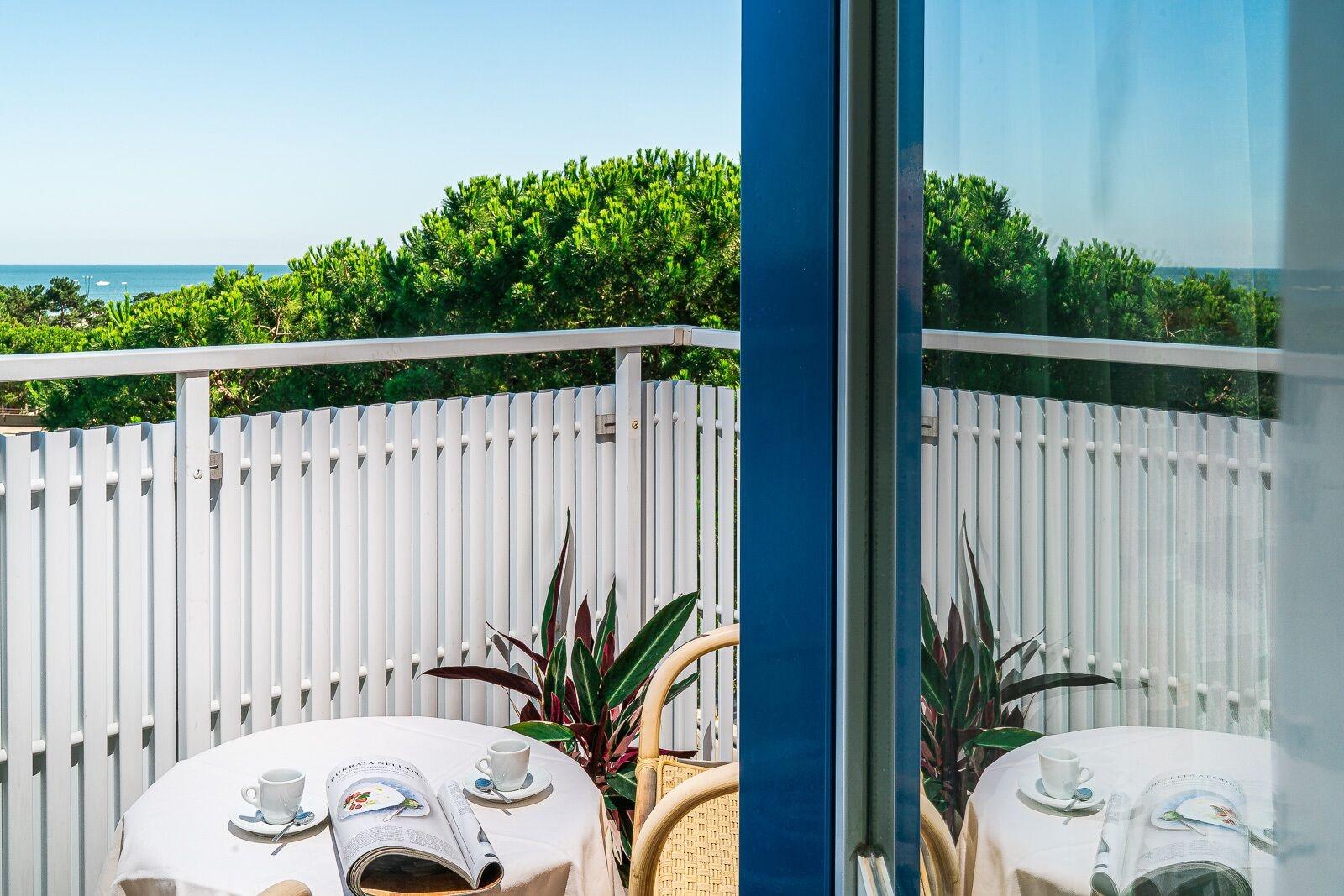 Hotel Medusa Splendid Линяно Сабиадоро Екстериор снимка