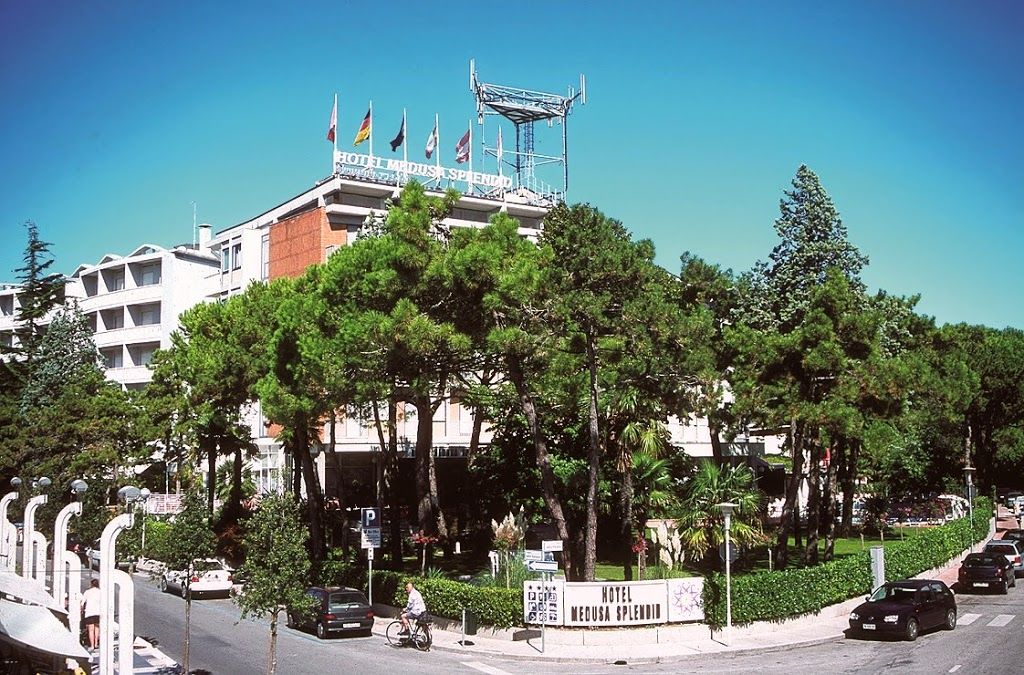 Hotel Medusa Splendid Линяно Сабиадоро Екстериор снимка